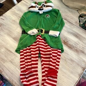 Bucees Youth Elf Onesie Size XS/S